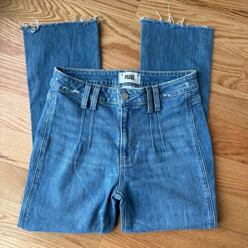 Paige Manhattan High Rise Cropped Jeans Front Seam Raw Hem Light Wash – Size 27